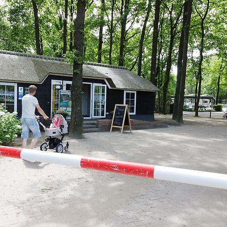Familiecamping De Vossenburcht IJhorst Exterior foto