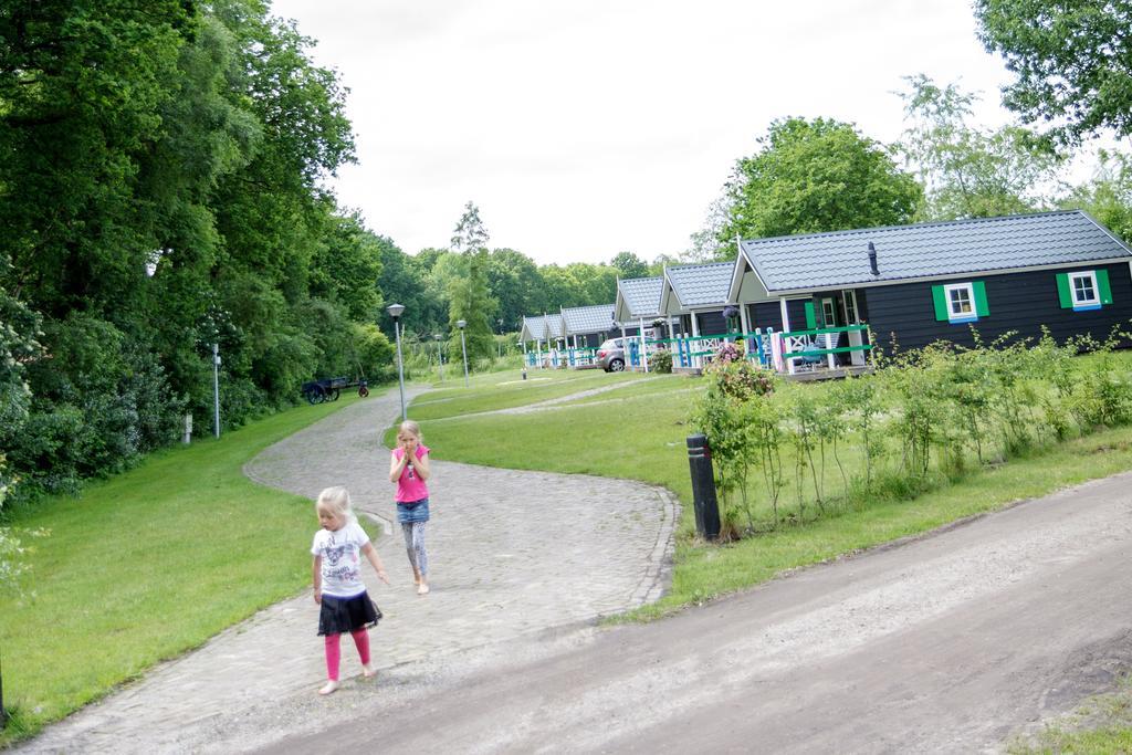 Familiecamping De Vossenburcht IJhorst Quarto foto
