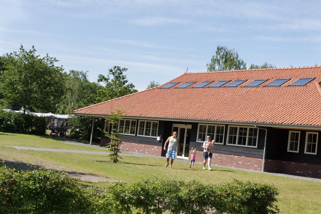 Familiecamping De Vossenburcht IJhorst Quarto foto
